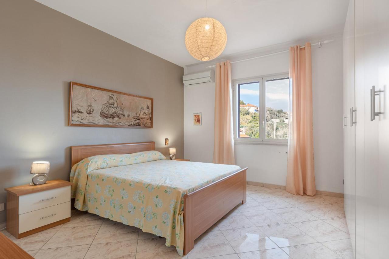 Villa In Marlory